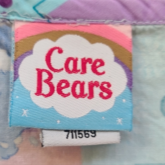 Vintage Care Bear Winter Scrubs Size XS Like New - Picture 4 of 4